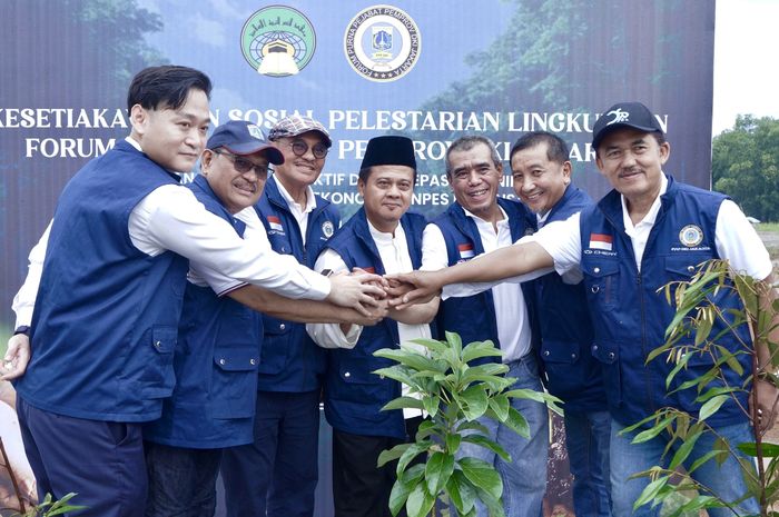 Penanaman pohon dilakukan sebagai bentuk Chery Indonesia dalam menjaga kelestarian alam sesuai dengan tajuk globalnya 'For Us For Future'.