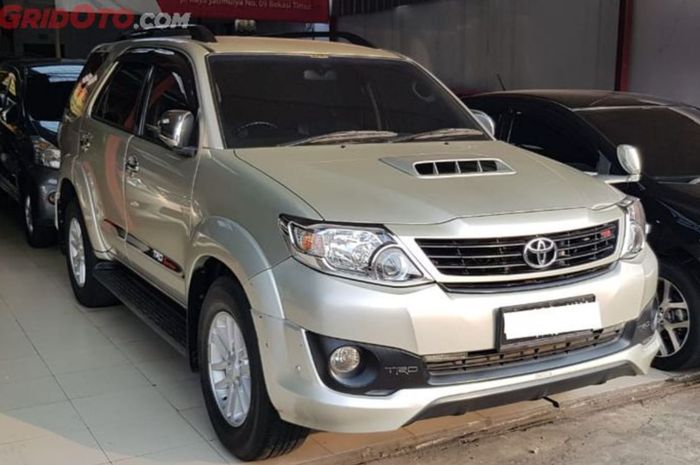 Harga Toyota Fortuner 2012 bekas