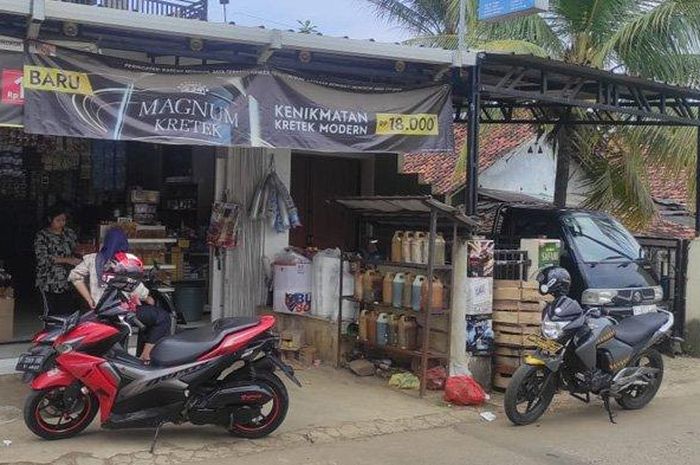 Perkara bercanda saat belin bensin eceran, seorang pemotor harus berurusan dengan hukum