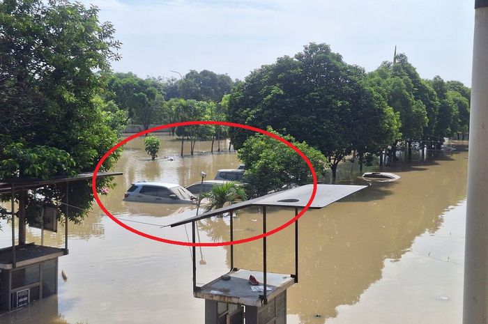 Biaya risiko sendiri asuransi perluasan sebesar 10 persen dari pertanggungan 