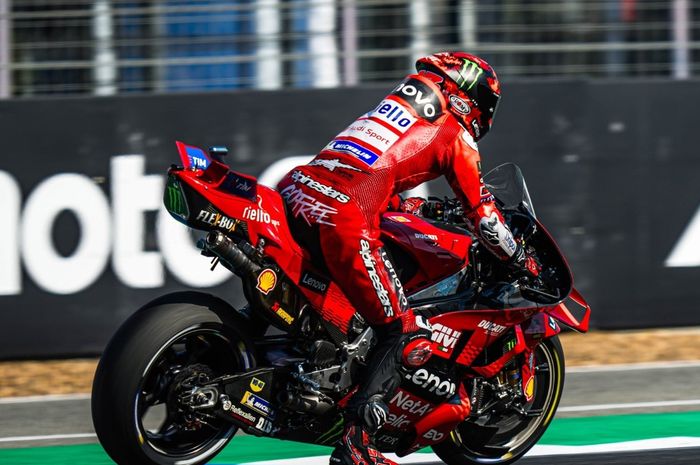 Pecco Bagnaia kesulitan tiru setting motor Marc Marquez