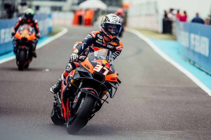 Pedro Acosta klarifikasi rumor soal meninggalkan KTM