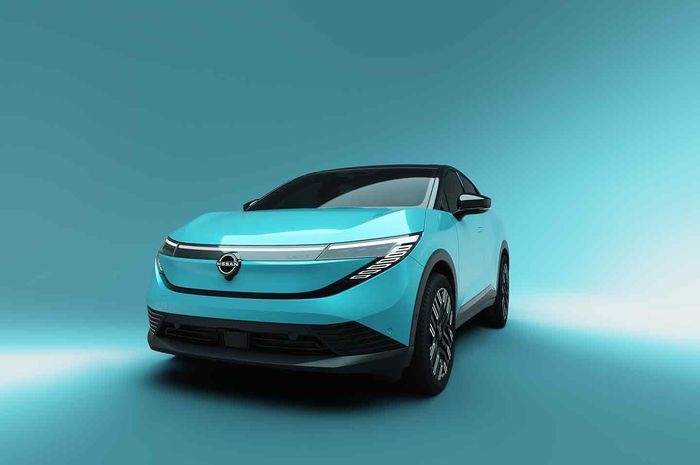 Tampang Nissan Leaf terbaru.