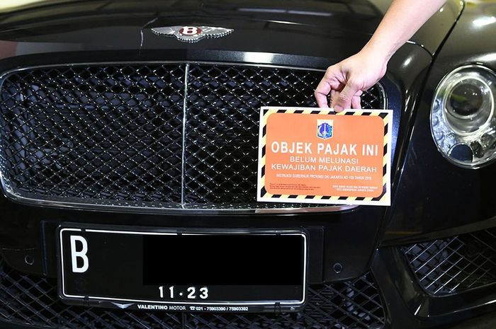 Bentley Bentayga terjaring razia pajak kendaraan yang dilakukan BPRD DKI Jakarta dan Samsat Jakarta Utara
