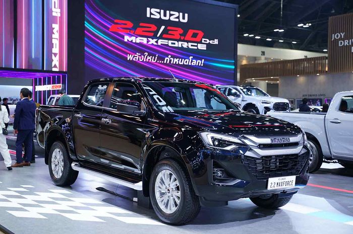 Isuzu D-MAX terbaru kini mendapatkan mesin 2.200 cc baru.