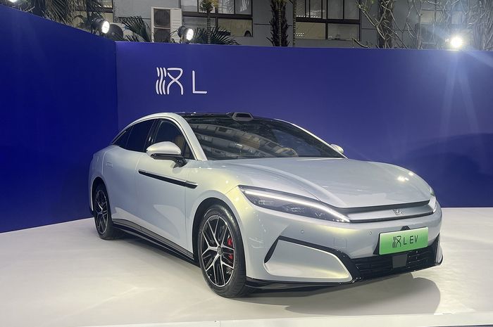 BYD Han L EV.