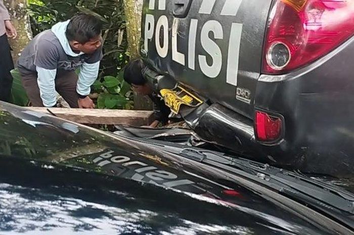 Avanza pemudik menabrak mobil polisi di Tasikmalaya