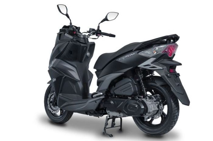 penampakan motor matic baru SYM Cruisym 150 model 2025, formatnya mirip Yamaha Lexi