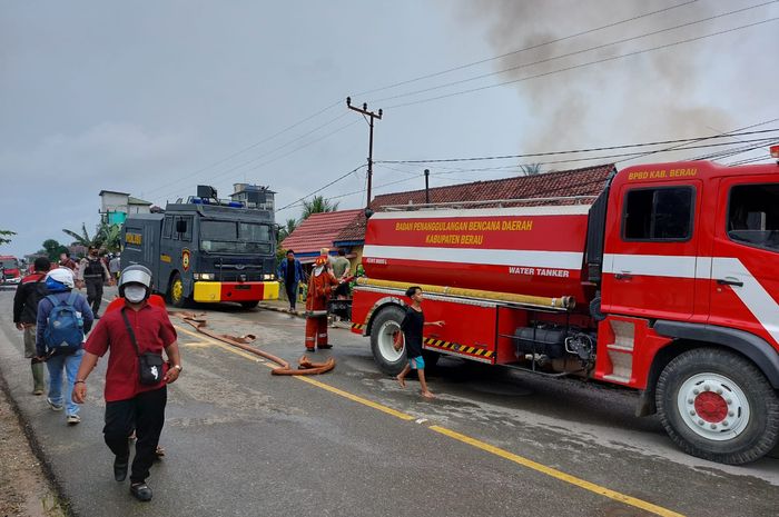 Urutan tujuh kendaraan prioritas di jalan raya, kita harus minggir jika tujuh kendaraan ini mau lewat