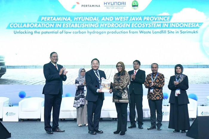 Hyundai mengumumkan rencana pembangunan stasiun pengisian hidrogen dan ekosistemnya di Indonesia pada ajang Global Hydrogen Ecosystem Summit, Selasa (15/4/2025)
