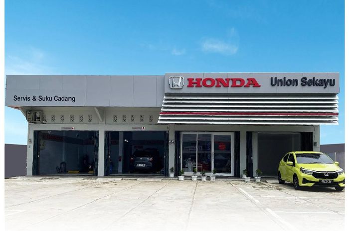 Honda buka dua dealer baru di luar Jawa