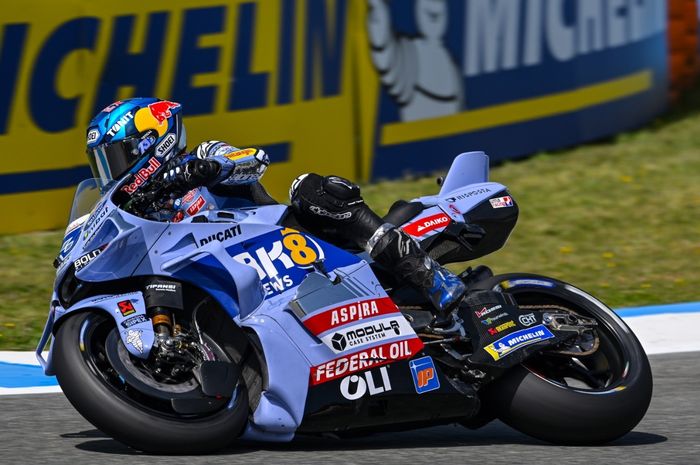 Alex Marquez rebut tahta pemuncak klasemen dari tangan Marc Marquez