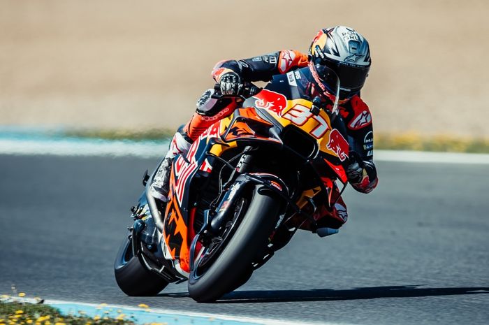 Pedro Acosta menjalani operasi arm pump