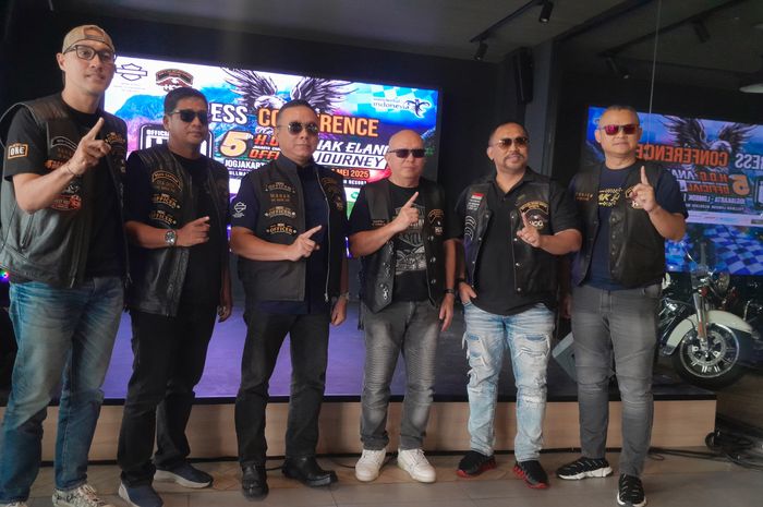 Harley Owners Group Anak Elang Jakarta Chapter kembali melaksanakan touring terbesar mereka tahun ini.