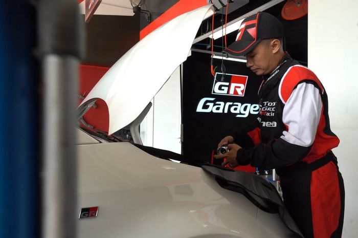  inisiatif Life is Easy kepada pada acara GR Garage Media Day di GR Garage by Auto2000.