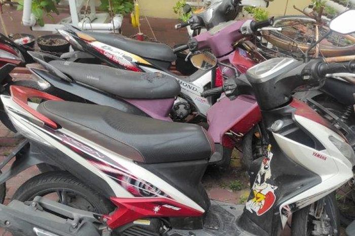 Yamaha Xeon curian yang dibawa dua pelaku saat pemilik sedang ke rumah sakit