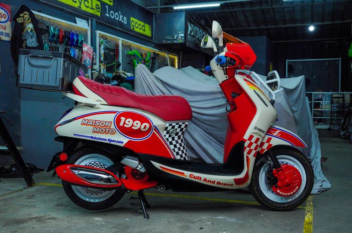 Modifikasi Spesial Grand Filano Hybrid Ala Motor Vintage Rally karya Masion Moto