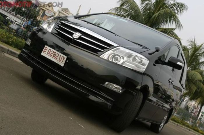 harga mobil bekas Toyota Alphard generasi pertama