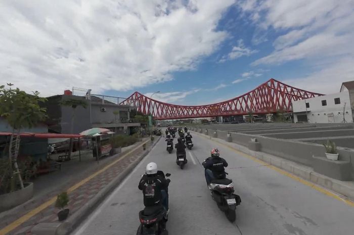 Rombongan saat di kawasan Simpang Joglo