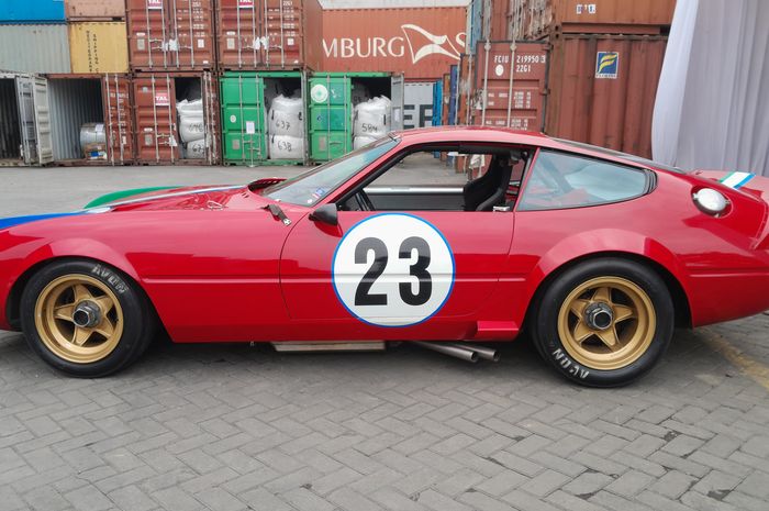 Daftar barang lelang Ferrarri GTB/4 Competition 
