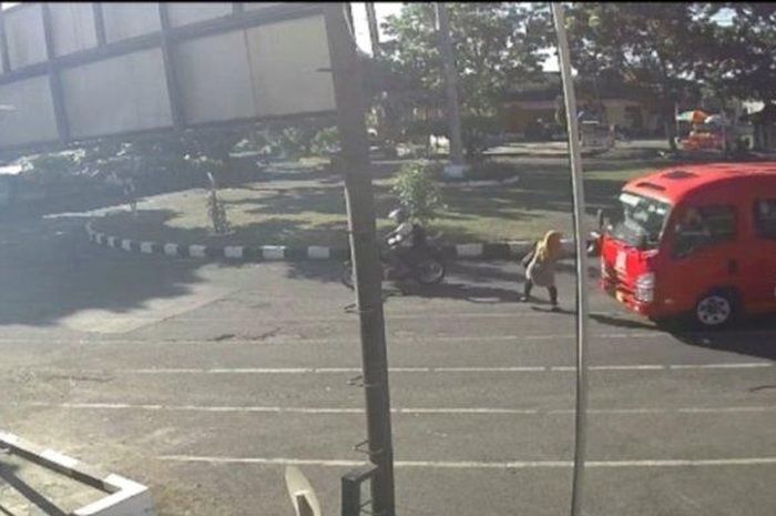 Wanita oaruh baya tertabrak mikrobus feeder Trans Semarang, ini pihak yang bertanggung jawab