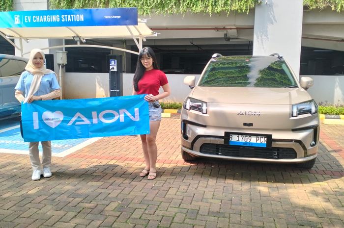Proses penyerahan AION V ke konsumen