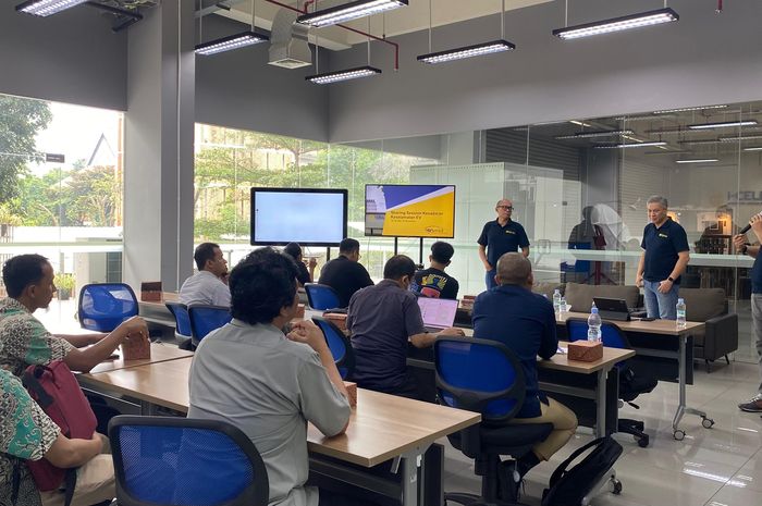 EV Breakdown Workshop by EVSafe Indonesia di i-CELL, Fakultas Teknik Universitas Indonesia, Depok, (15/7/25)