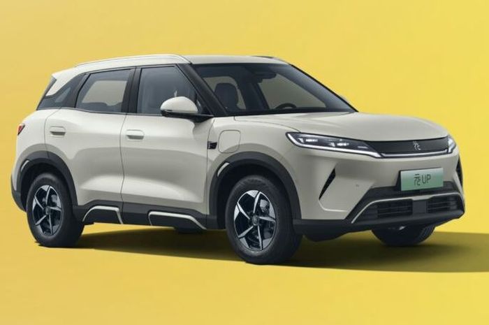 Compact SUV listrik baru BYD Yuan UP Pilot yang dijual dengan harga setara Rp 171 jutaan di China