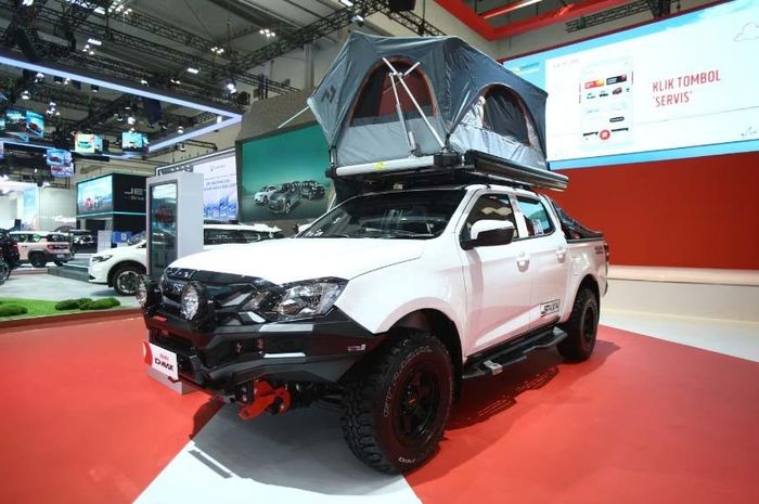 Isuzu D-Max macho dengan modifikasi off-road