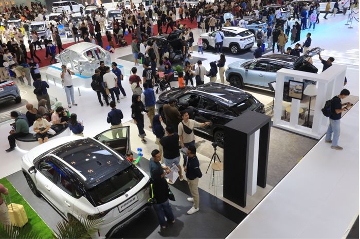 Suasana booth Suzuki di GIIAS 2025 