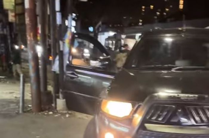 Mitsubishi Pajero Sport nopol B 1654 TCY milik pria paruh baya ngamuk pamer pistol dan mengaku aparat di Pondok Aren, Tangerang Selatan