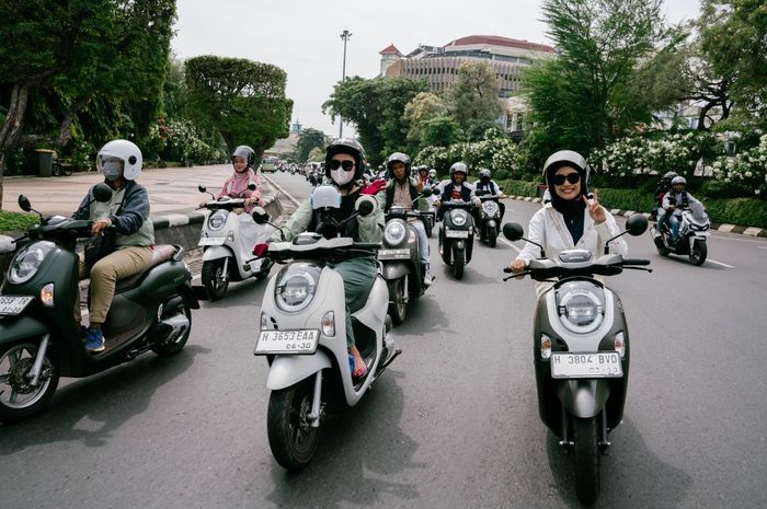 Scoopy Stylo Kalceride di Semarang Jawa Tengah