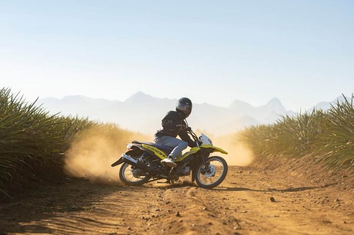 Suzuki Raider J Crossover