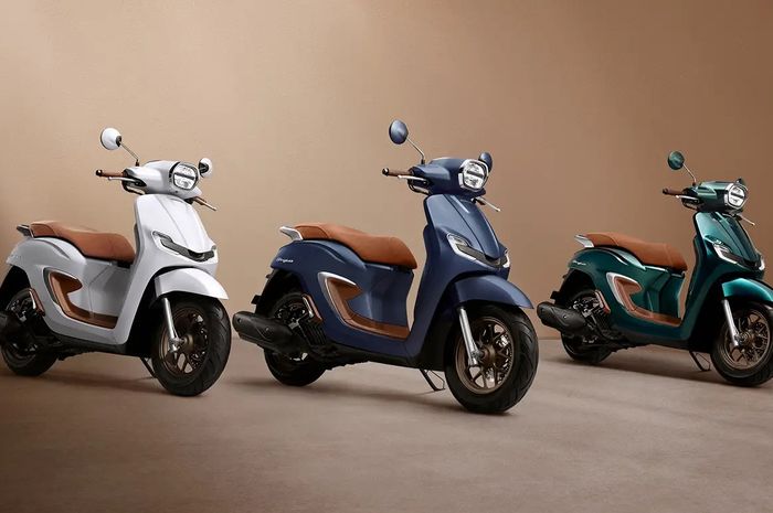 Honda Stylo 160 dilabur warna Royal Matte Blue