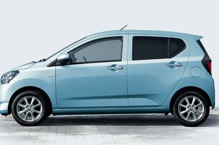 penampakan Toyota Pixis Epouch, adik Toyota Agya yang iritnya tembus 35 km per liter