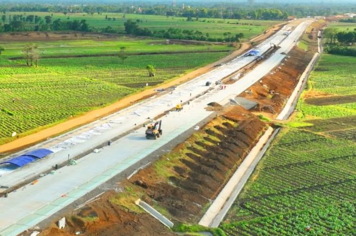 Progres pembangunan tol Probolinggo-Banyuwangi tahap 1 Gending-Besuki