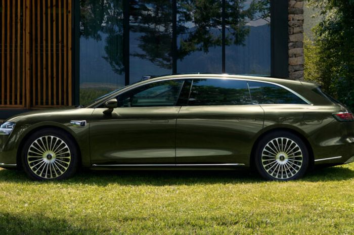 Penjualan mobil wagon kerjasama BAIC dan Huwaei dilakim tembus 20 ribu unit hanya dalam 1 hari