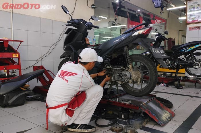 Ini Efek membiarkan bearing roda belakang motor matic oblak