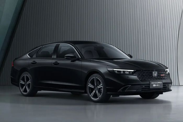 Honda Accord e:HEV terbaru di Thailand.
