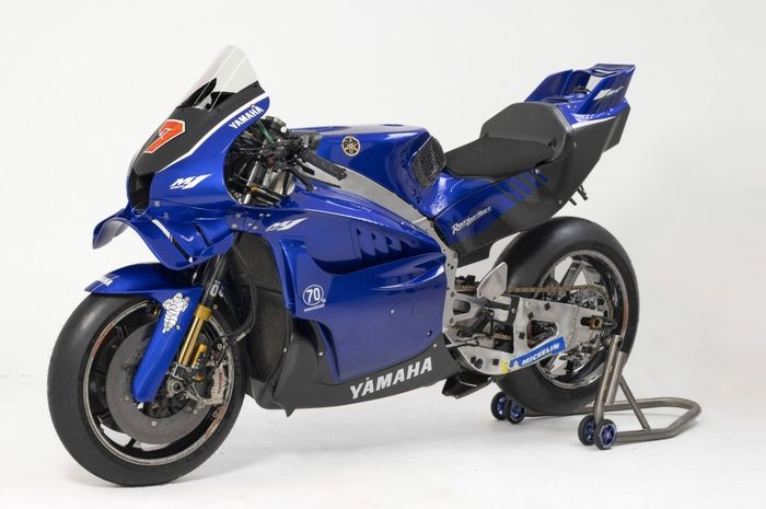 Motor prototipe Yamaha terbaru gendong mesin V4