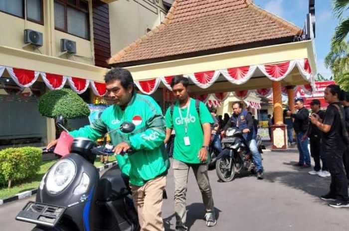 Honda Scoopy driver ojol digondol modus nawar lewat facebook. Status pelaku diungkap polisi