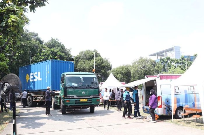 Razia uji emisi di kawasan industri PT Jakarta Industrial Estate Pulogadung (JIEP), Cakung, Jakarta Timur, (10/9/25)