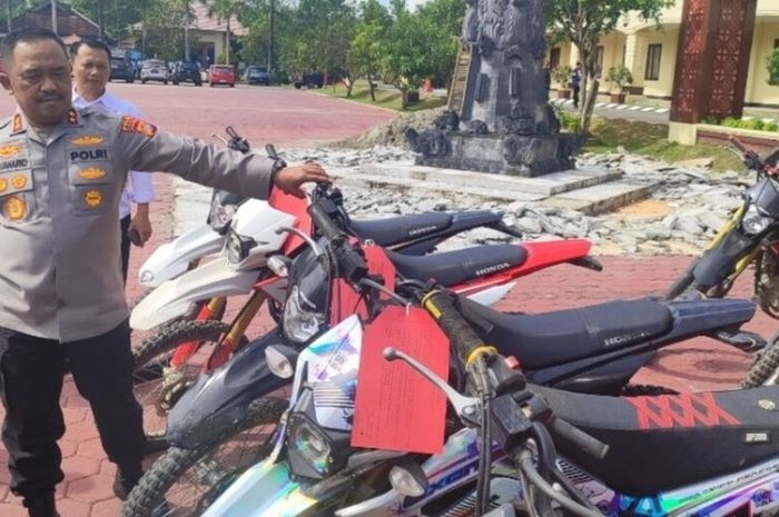 Demi uang panaik alias modal nikah, pria satu ini nekat gasak 38 unit motor yang kebanyakan CRF150