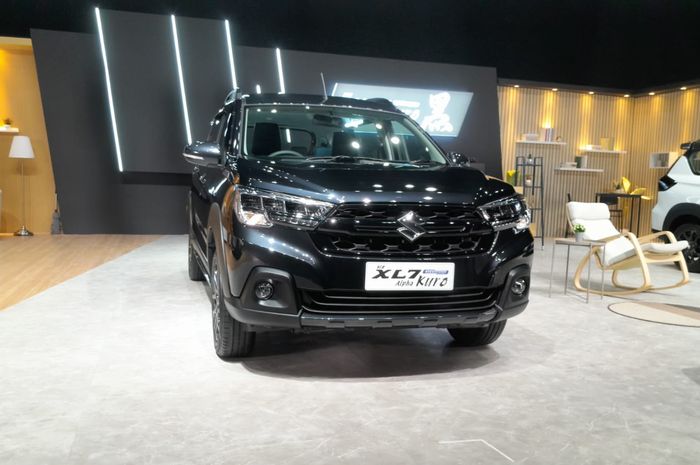 New XL7 Alpha Kuro Hybrid