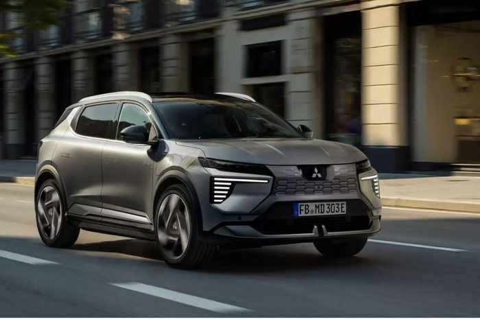 penampakan Mitsubishi Eclipse Cross EV