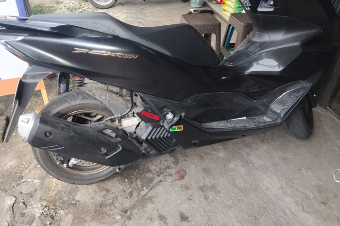 Ini efeknya melepas salah satu sokbreker pada motor matic yang sudah double sokbreker 