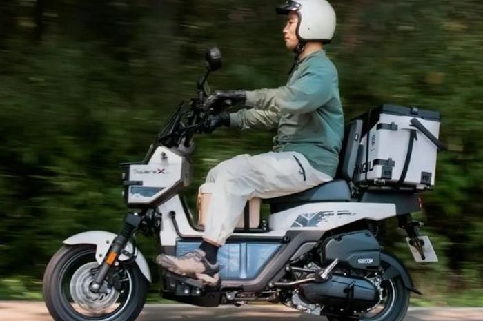 motor matic kalcer baru Honda SquareX 125, iritnya tembus 48,5 km per liter