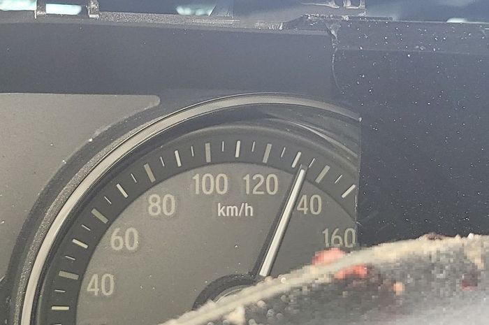 Jarum speedometer Honda HR-V yang kecelakaan maut di KM 34 tol Jagorawi masih menujukan di angka 130 km per jam