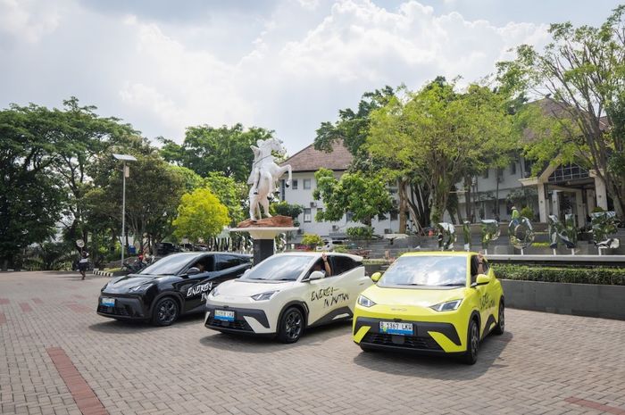 Ilustrasi BYD Atto 1, salah satu mobil listrik yang masih berstatus CBU