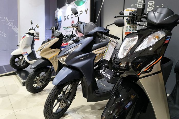 Wahana Makmur Sejati beri promo Oktober Fiesta, yakni potongan harga Honda BeAT sampai ADV 150 senilai jutaan rupiah
